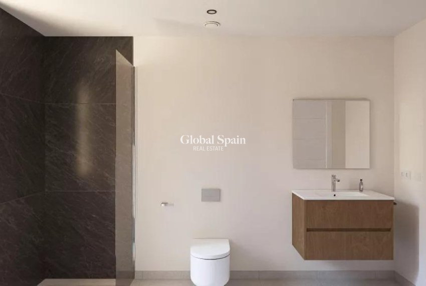 Neubau - VILLA -
BAÑOS Y MENDIGO - Altaona Golf