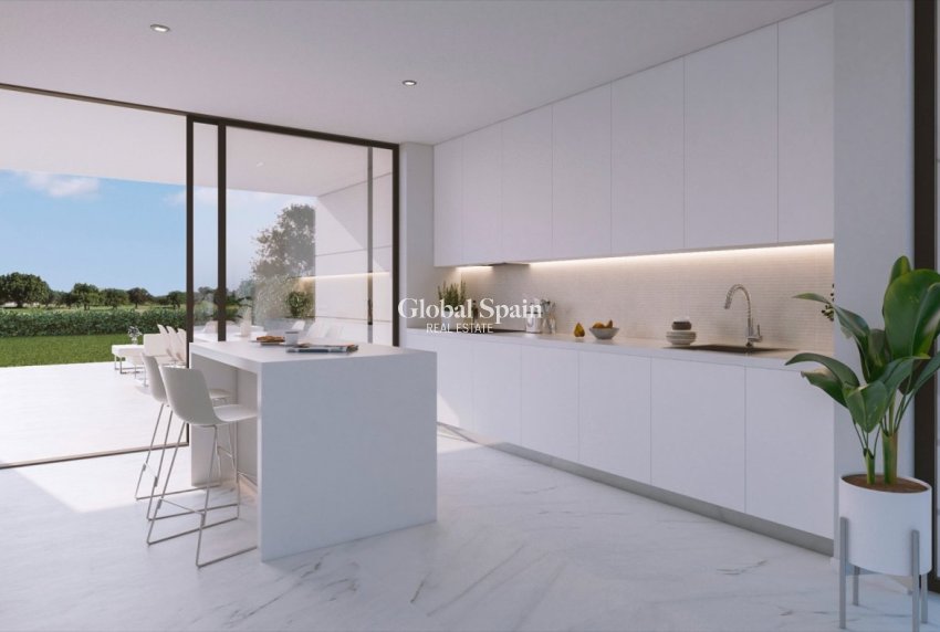 Neubau - VILLA -
BAÑOS Y MENDIGO - Altaona Golf