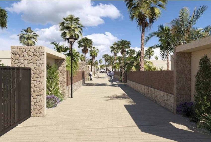 Neubau - VILLA -
BAÑOS Y MENDIGO - Altaona Golf