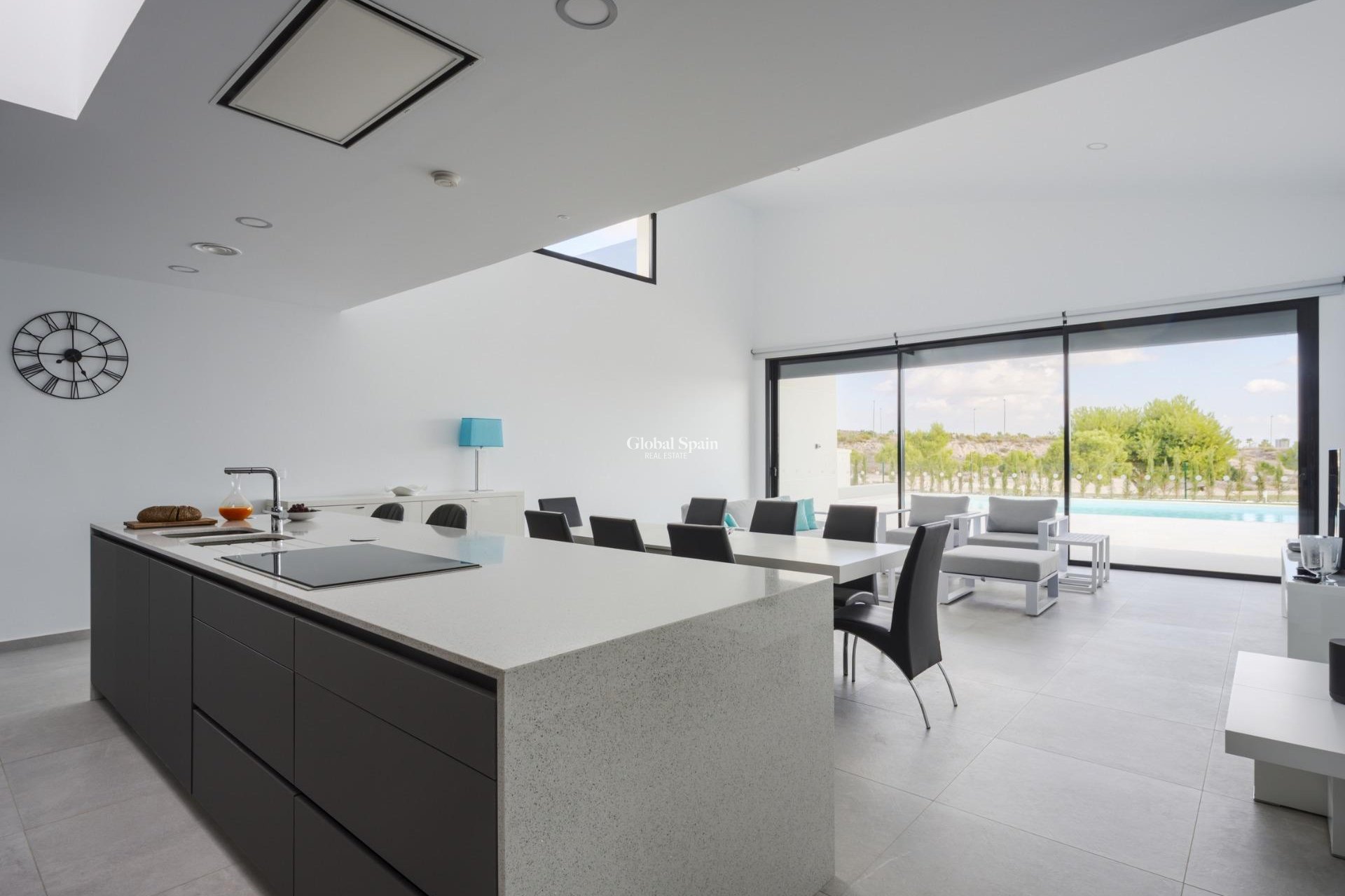 Neubau - Villa -
BAÑOS Y MENDIGO - Altaona Golf