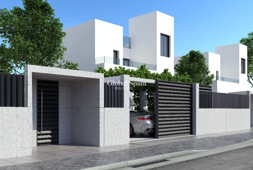Neubau - Villa -
BENIDORM - Alicante