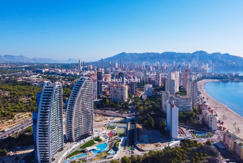 Neubau - Villa -
BENIDORM - Alicante