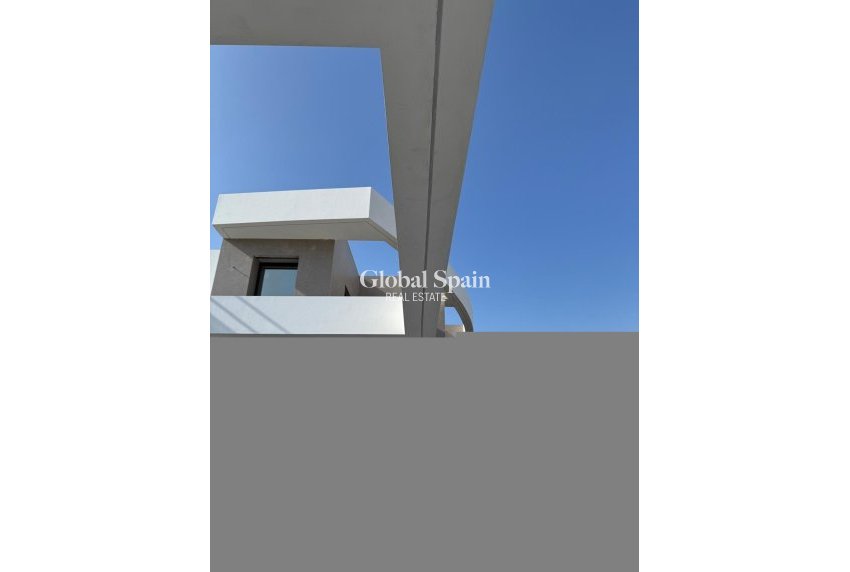 Neubau - Villa -
Benissa - Playa de La Fustera