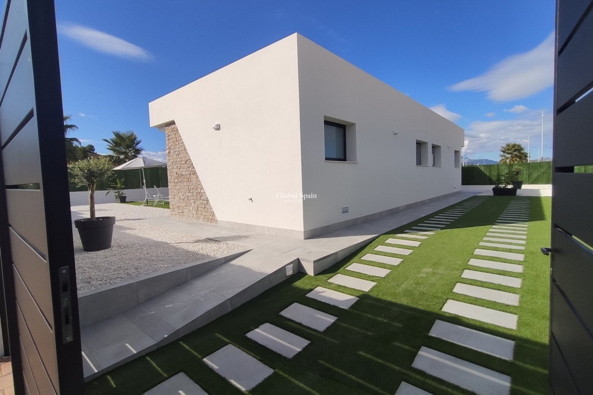 Neubau - VILLA -
CALASPARRA - Coto riñales