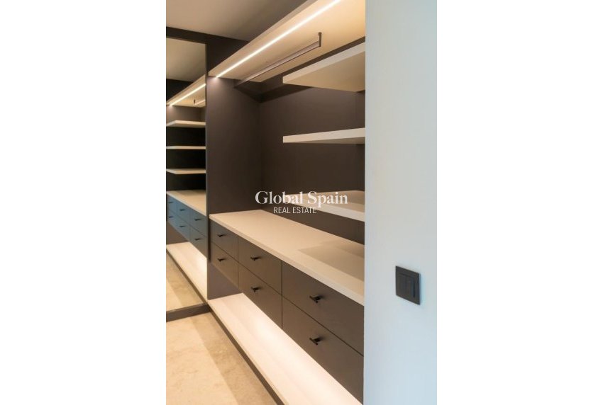 Neubau - Villa -
Calpe - La Fustera