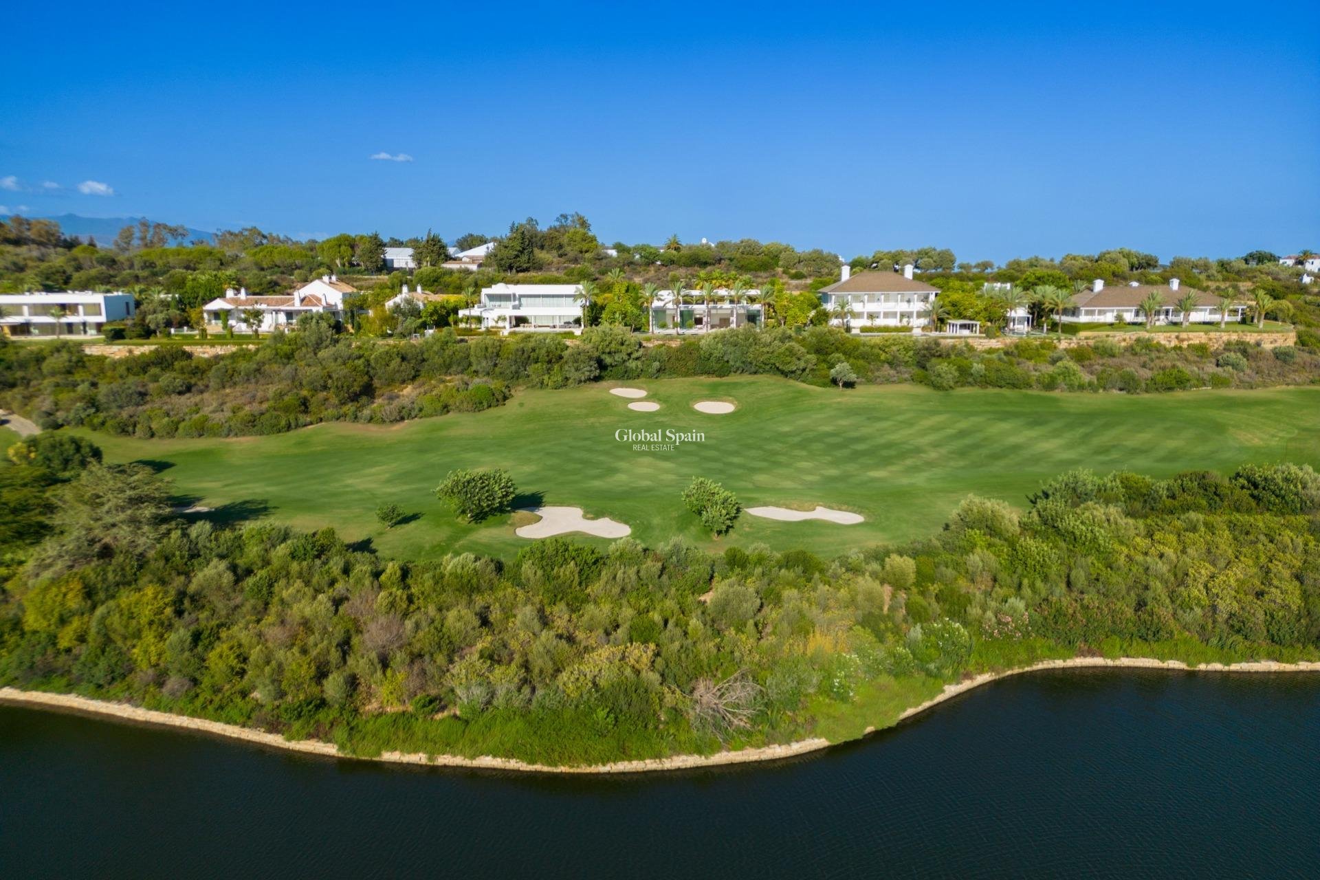 Neubau - Villa -
Casares - Pedregales
