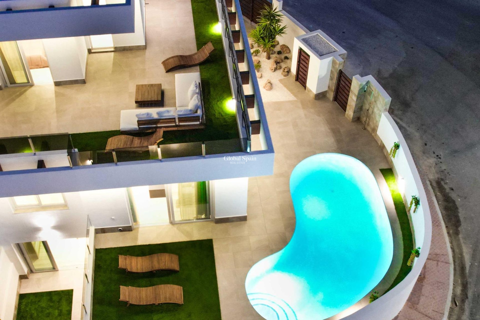 Neubau - VILLA -
CIUDAD QUESADA
