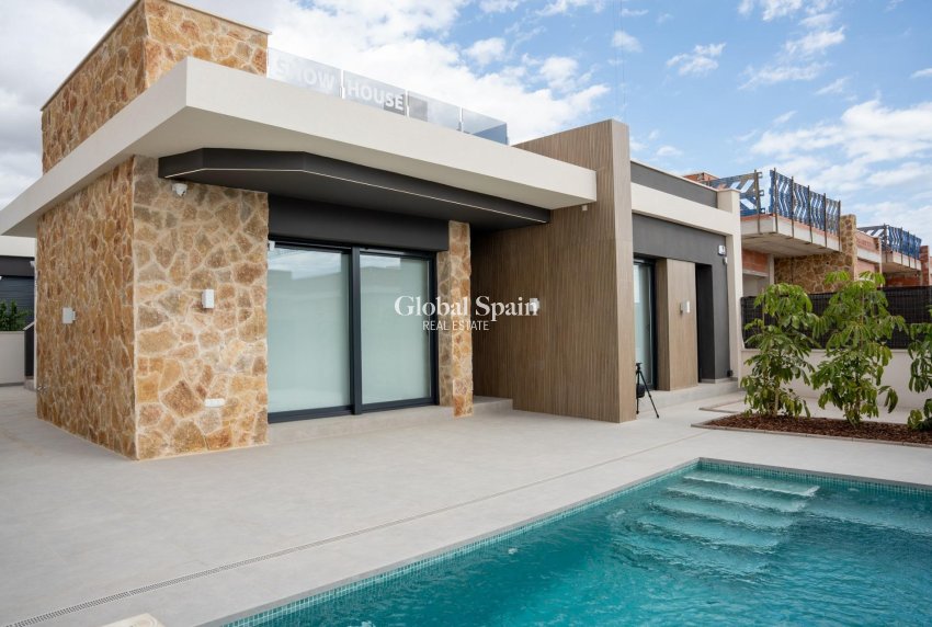 Neubau - VILLA -
CIUDAD QUESADA