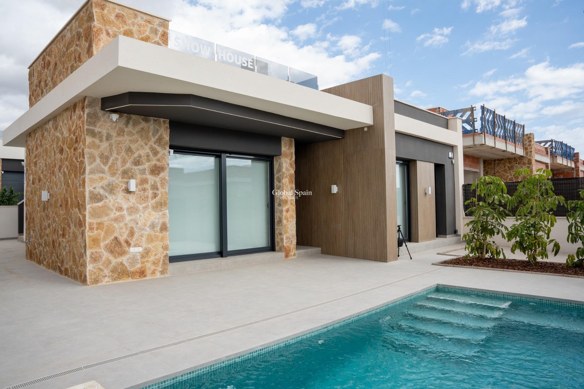 Neubau - VILLA -
CIUDAD QUESADA