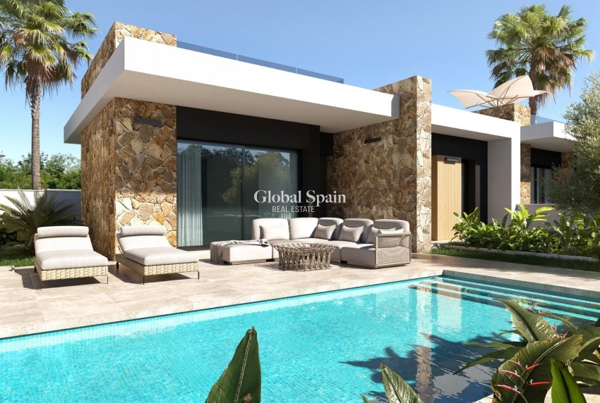 Neubau - VILLA -
CIUDAD QUESADA