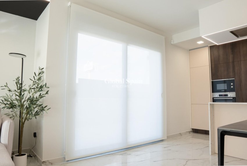 Neubau - VILLA -
CIUDAD QUESADA