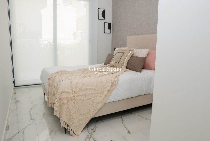 Neubau - VILLA -
CIUDAD QUESADA