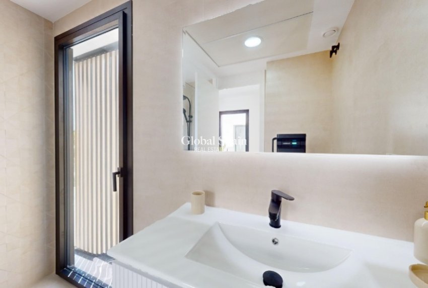 Neubau - Villa -
Costa Blanca - Orihuela Costa