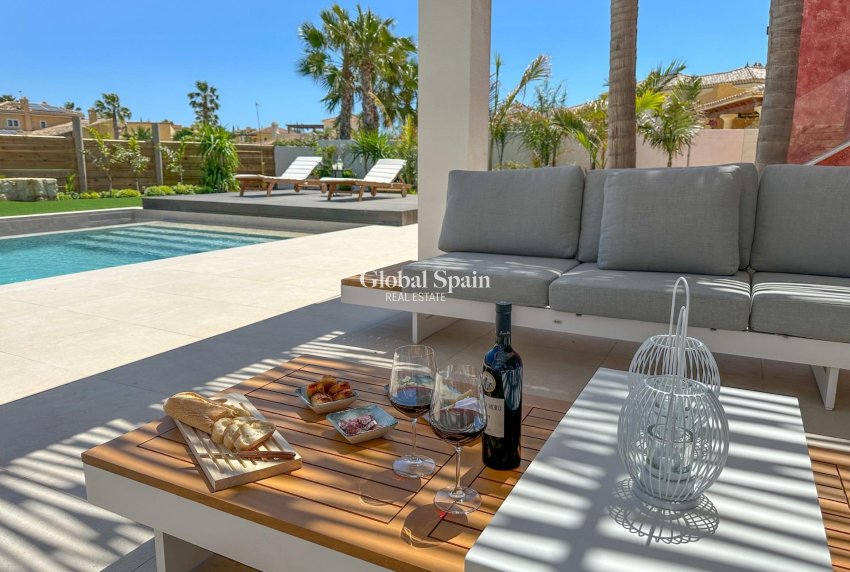 Neubau - VILLA -
CUEVAS DEL ALMANZORA - Desert Springs Golf Club