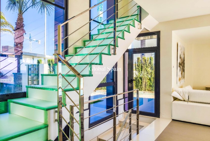 Neubau - Villa -
DEHESA DE CAMPOAMOR