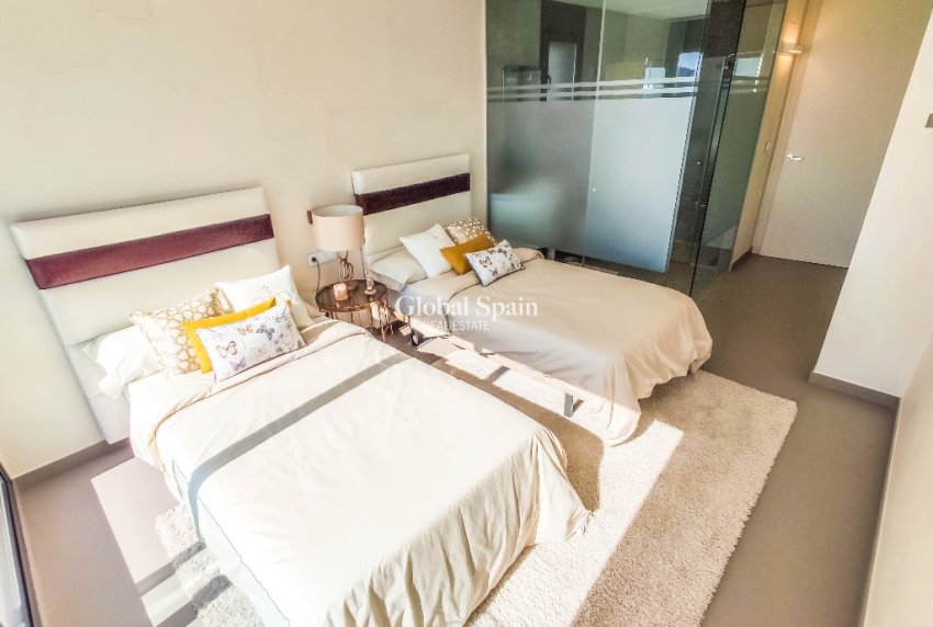 Neubau - Villa -
DEHESA DE CAMPOAMOR