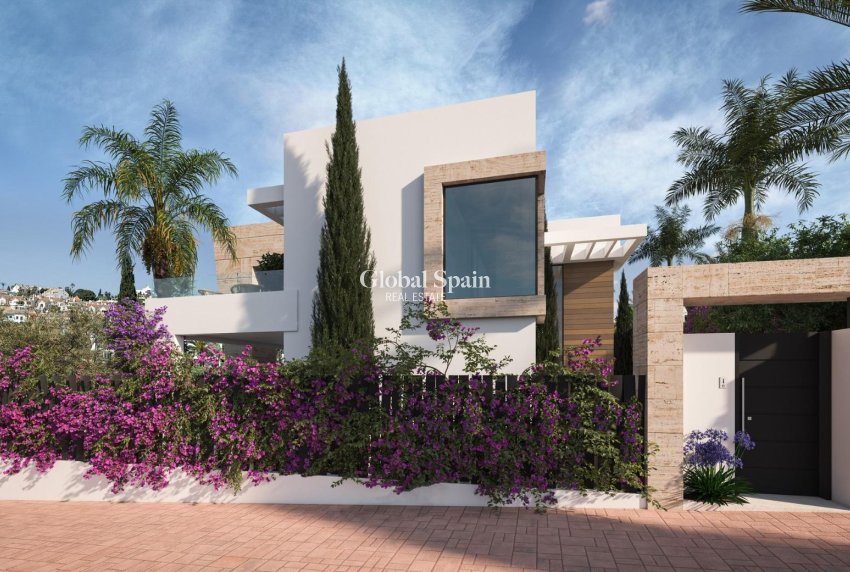 Neubau - VILLA -
ESTEPONA - Atalaya del Golf