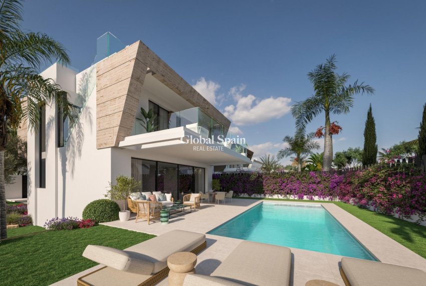 Neubau - VILLA -
ESTEPONA - Atalaya del Golf