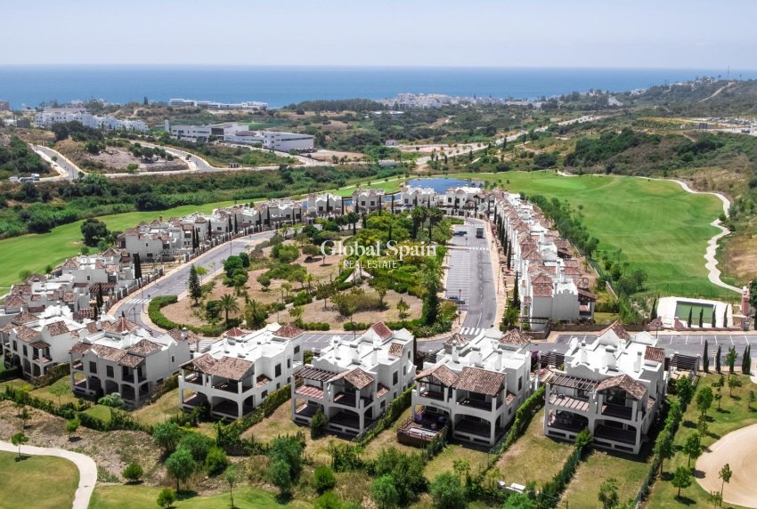 Neubau - VILLA -
ESTEPONA - Azata Golf Estepona Oeste