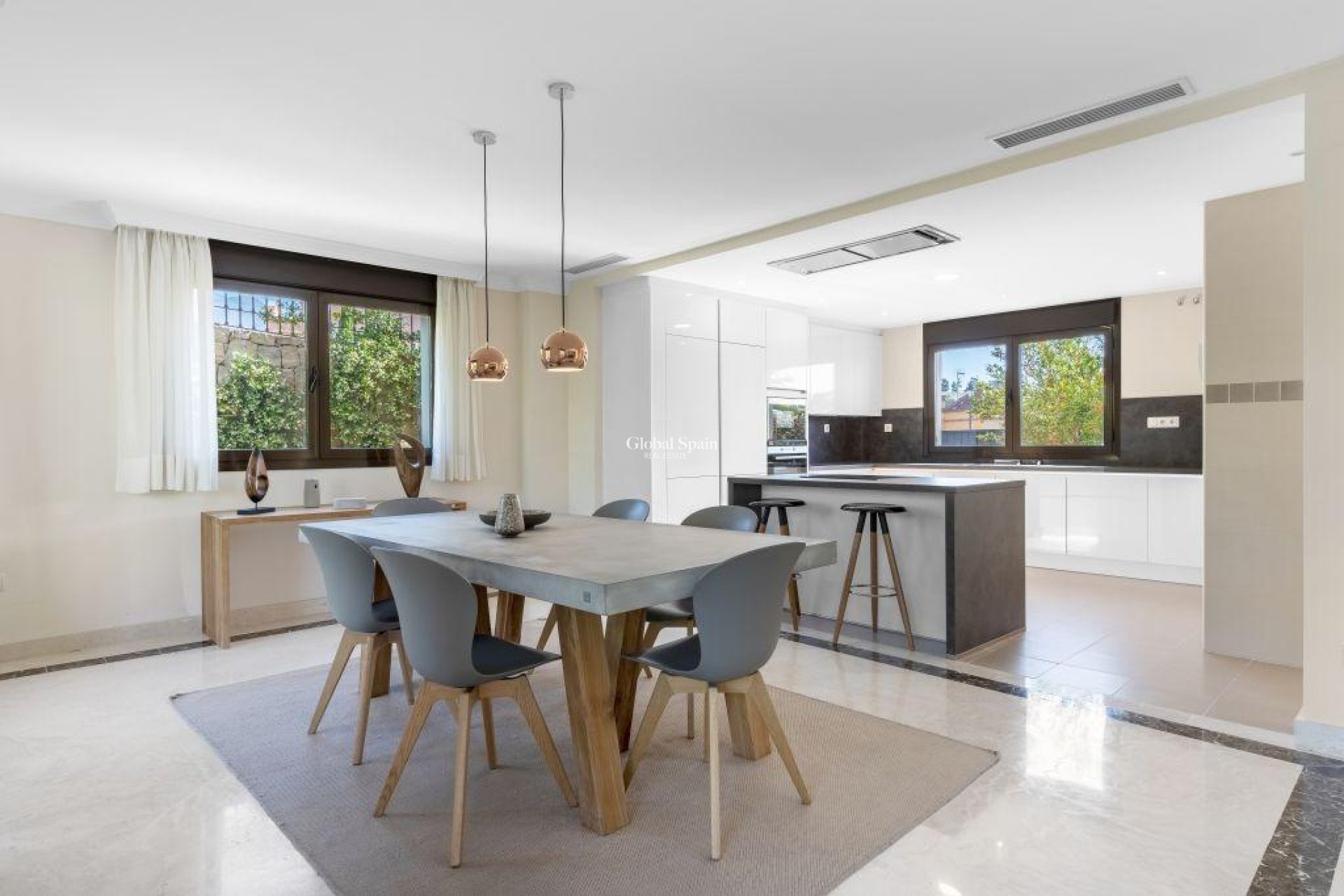 Neubau - VILLA -
ESTEPONA - Azata Golf Estepona Oeste