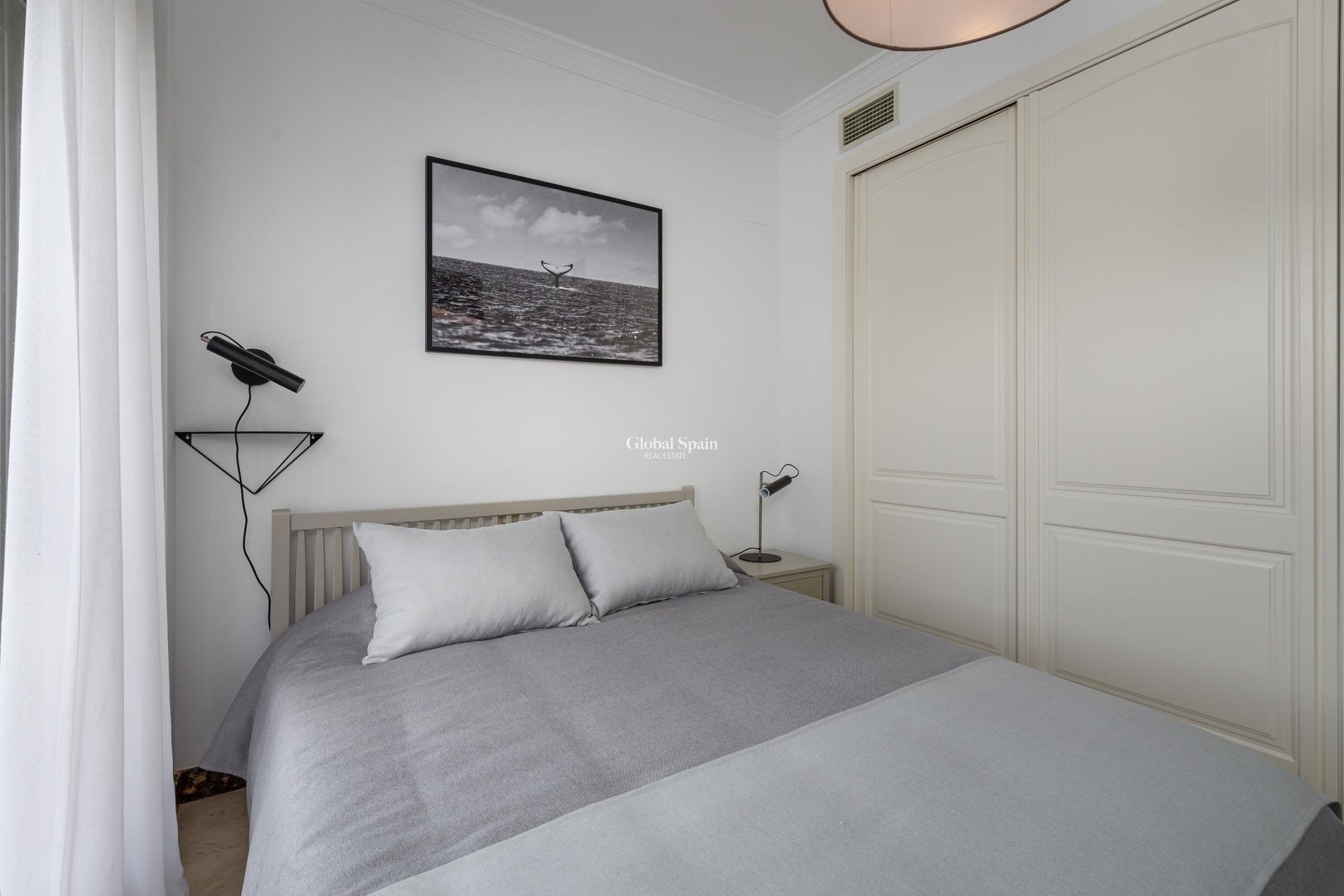 Neubau - VILLA -
ESTEPONA - Azata Golf Estepona Oeste