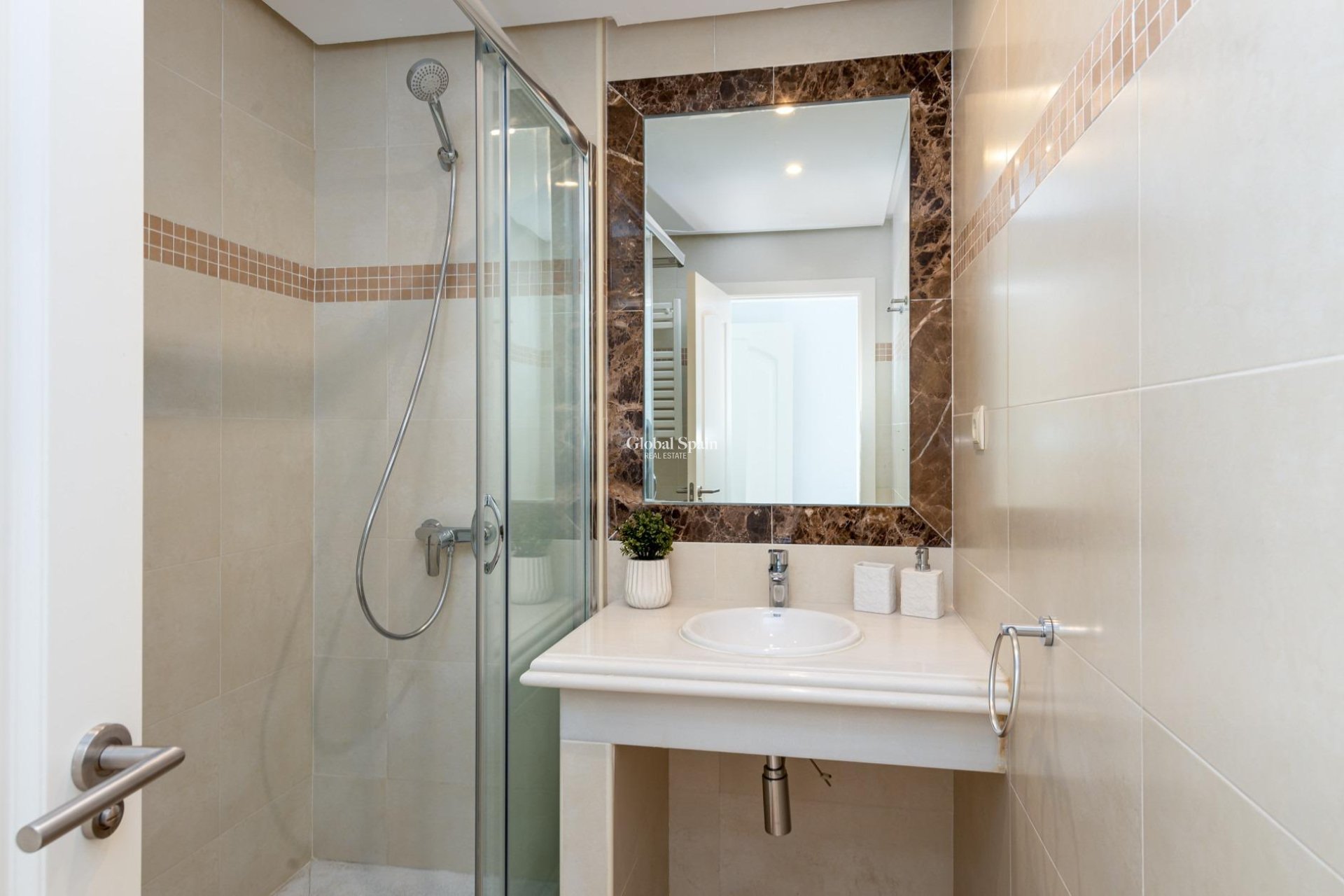 Neubau - VILLA -
ESTEPONA - Azata Golf Estepona Oeste