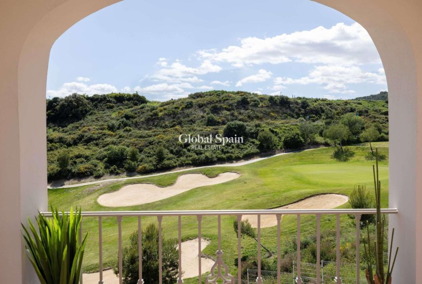Neubau - VILLA -
ESTEPONA - Azata Golf