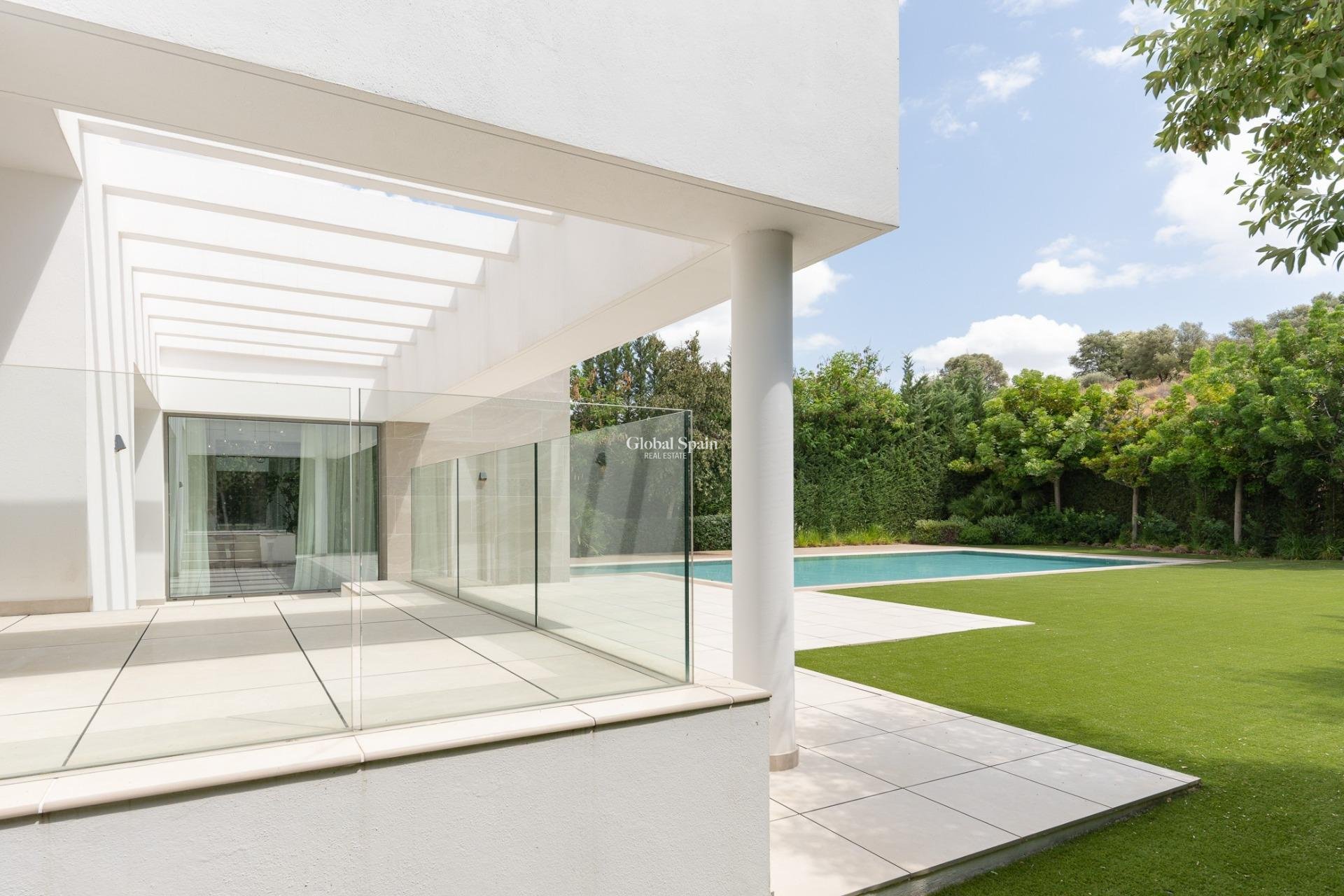 Neubau - VILLA -
ESTEPONA - Paraiso Alto