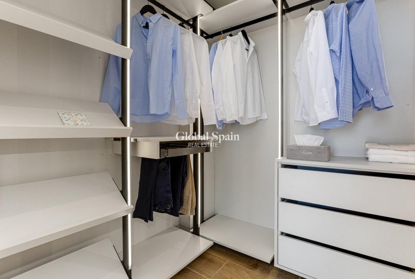 Neubau - Villa -
FINESTRAT