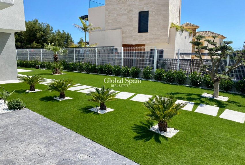 Neubau - Villa -
FINESTRAT