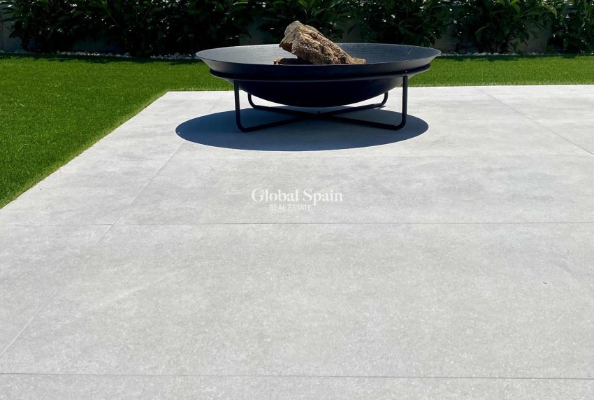 Neubau - VILLA -
FINESTRAT