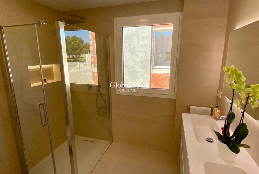 Neubau - VILLA -
FINESTRAT