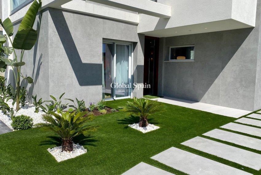 Neubau - Villa -
FINESTRAT