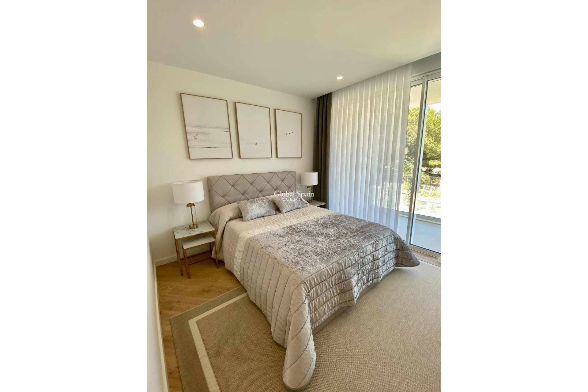 Neubau - Villa -
FINESTRAT