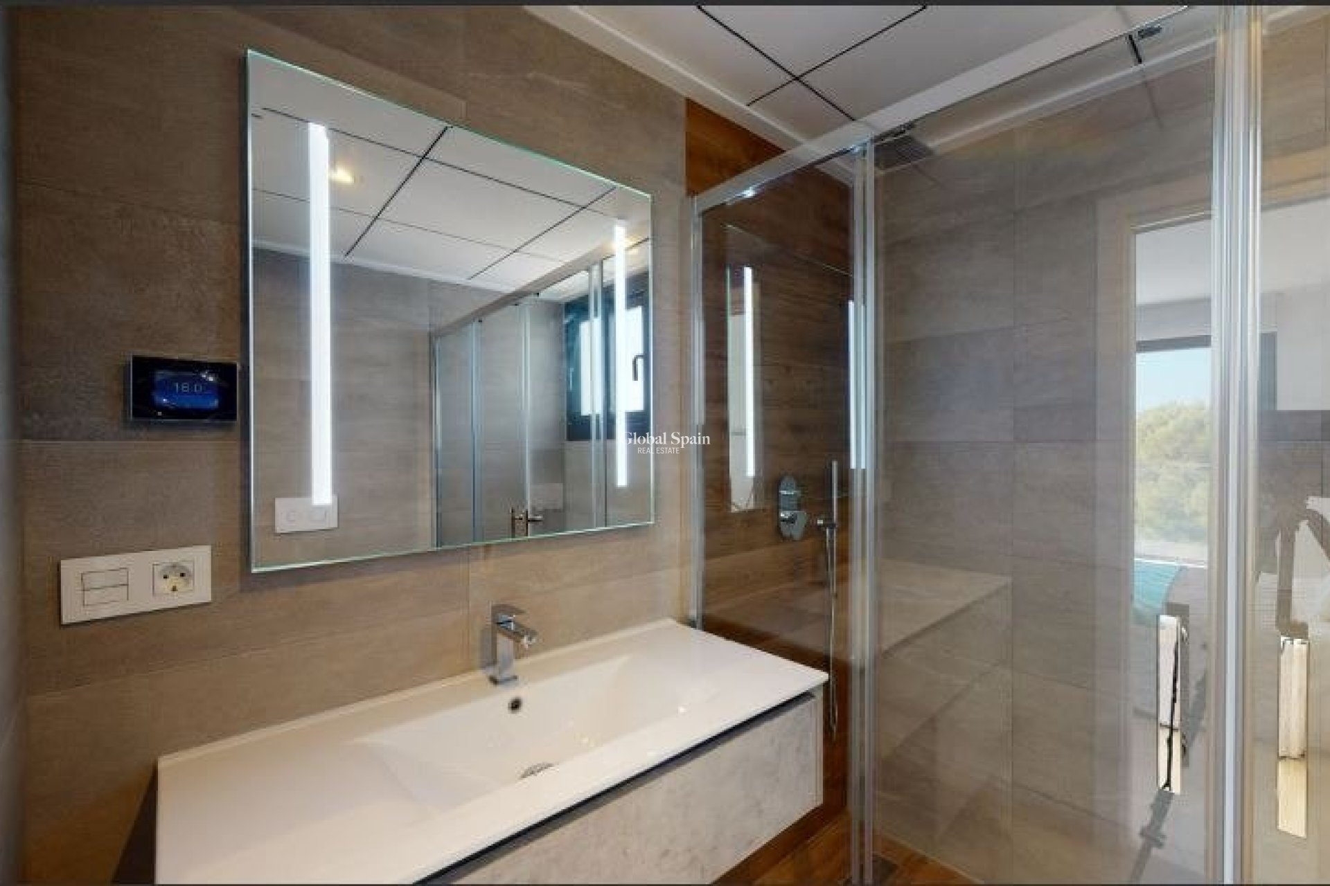 Neubau - VILLA -
LA NUCÍA - Urb. Don Mar