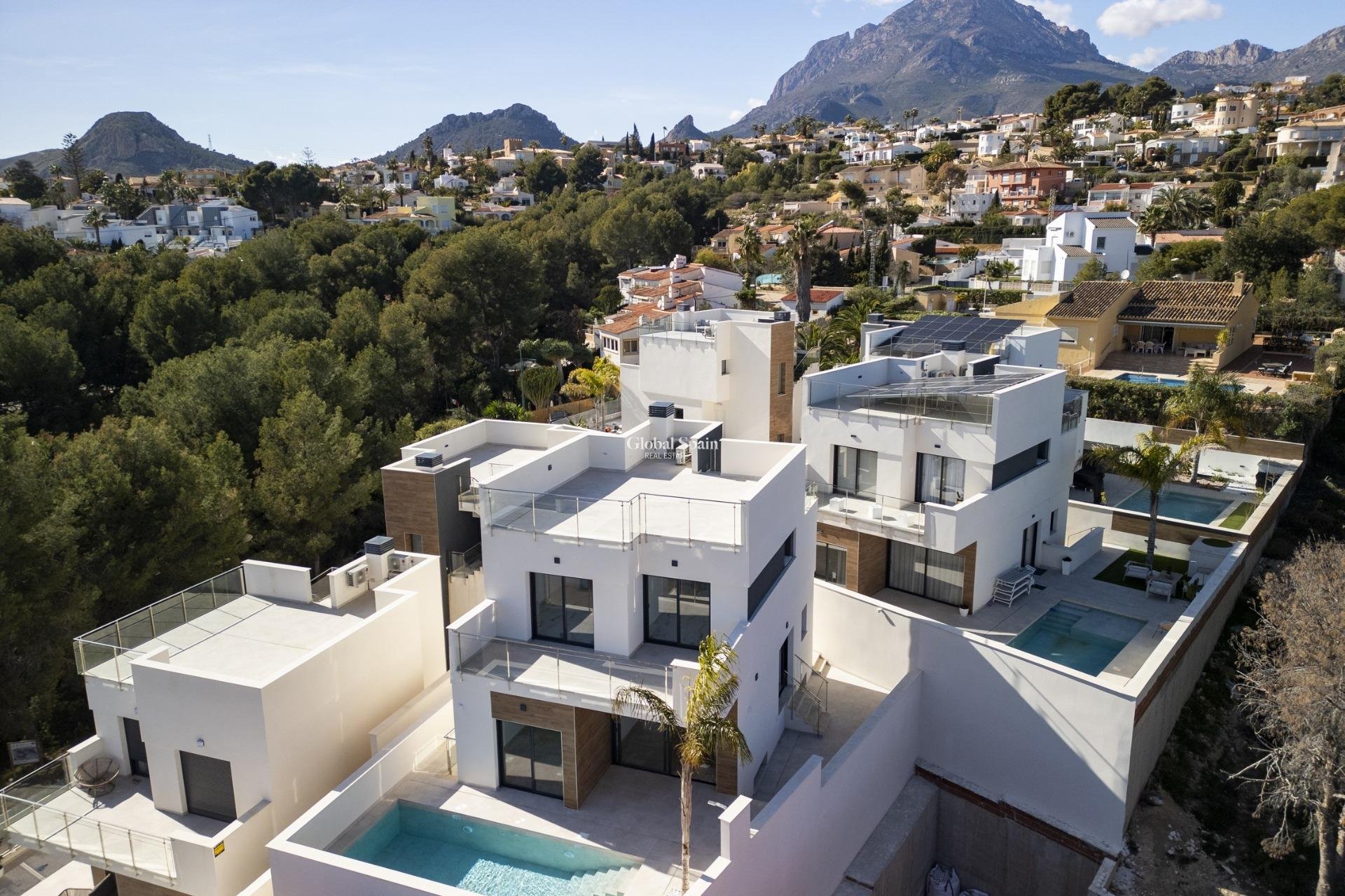Neubau - VILLA -
LA NUCÍA - Urb. Don Mar