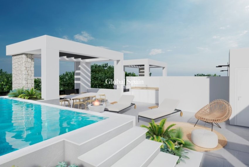 Neubau - Villa -
LOS ALCÁZARES - Alicante