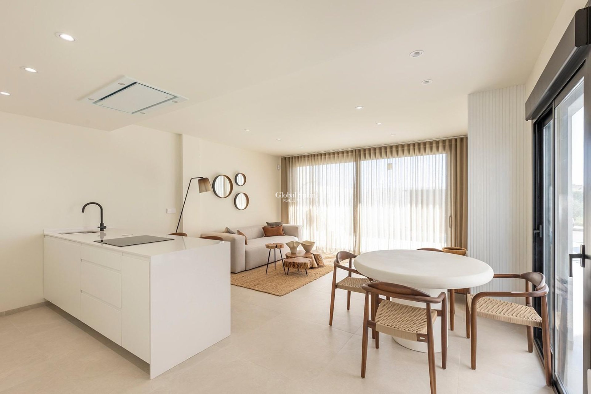 Neubau - VILLA -
LOS ALCÁZARES