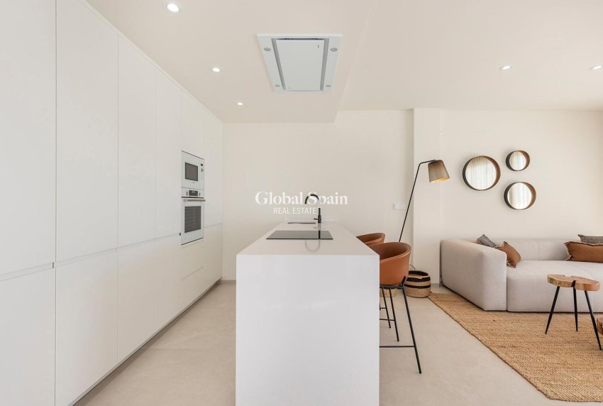 Neubau - VILLA -
LOS ALCÁZARES