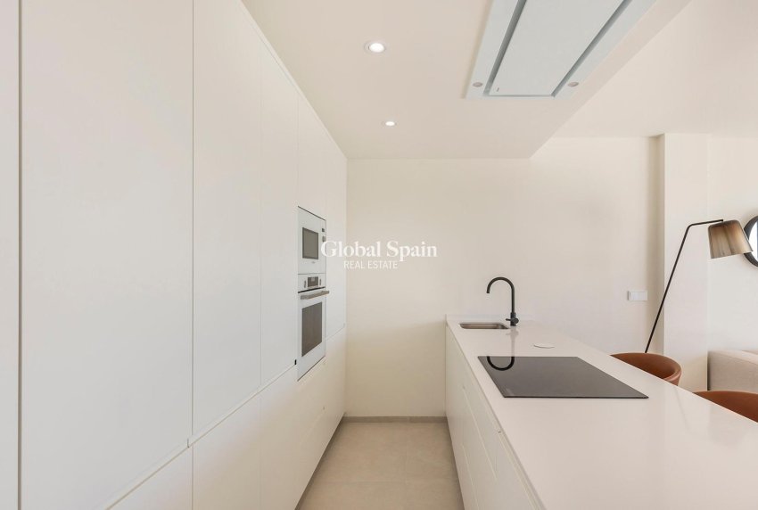 Neubau - VILLA -
LOS ALCÁZARES