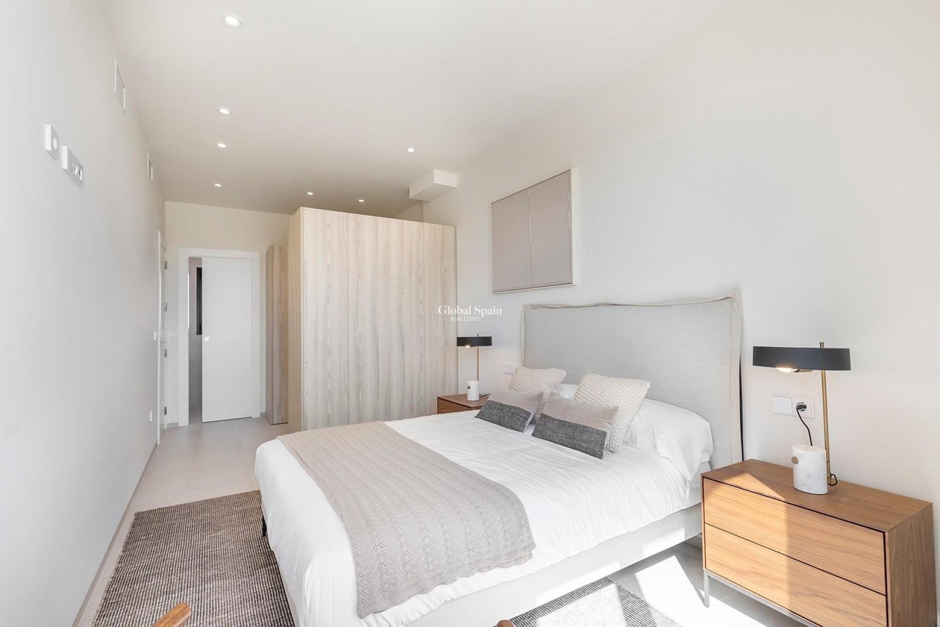 Neubau - VILLA -
LOS ALCÁZARES