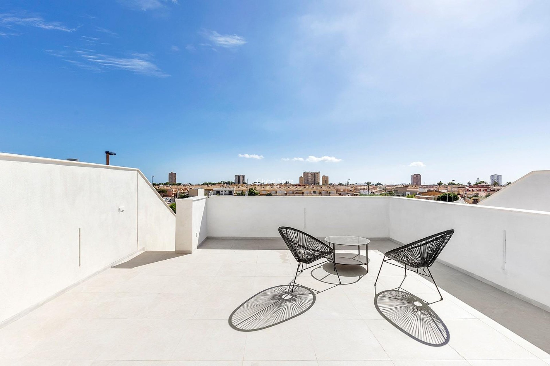 Neubau - VILLA -
LOS ALCÁZARES