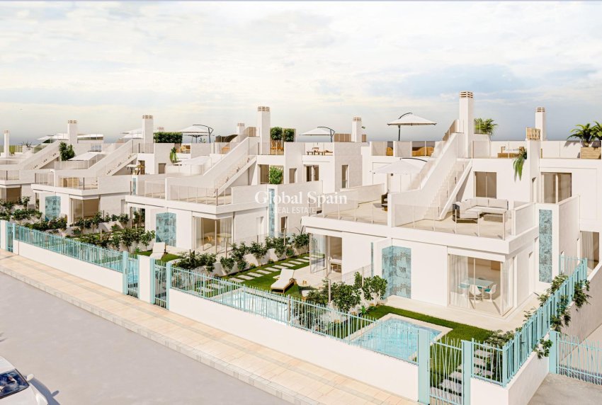 Neubau - VILLA -
LOS ALCÁZARES