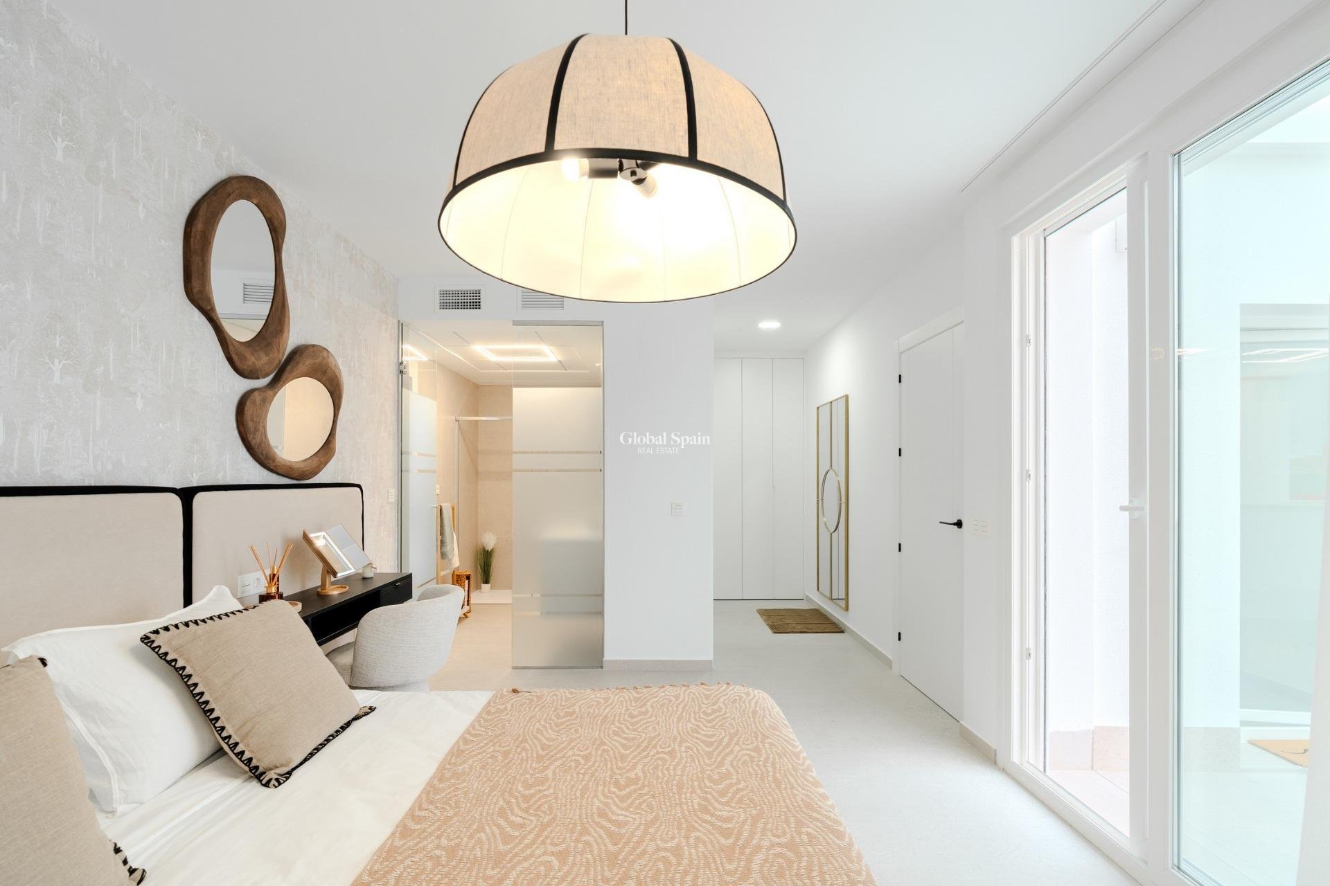 Neubau - VILLA -
LOS ALCÁZARES