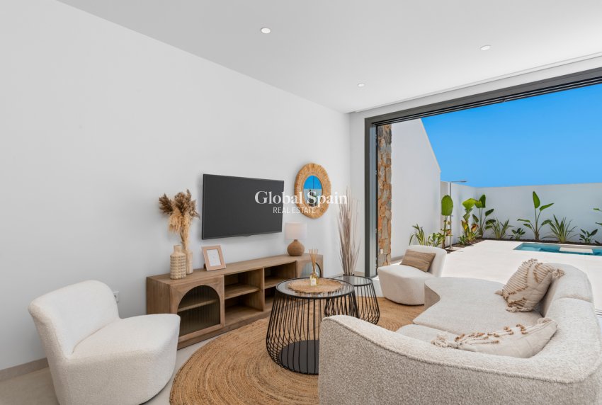 Neubau - Villa -
LOS ALCÁZARES