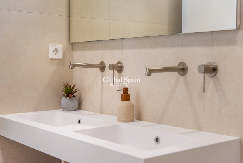 Neubau - Villa -
LOS ALCÁZARES