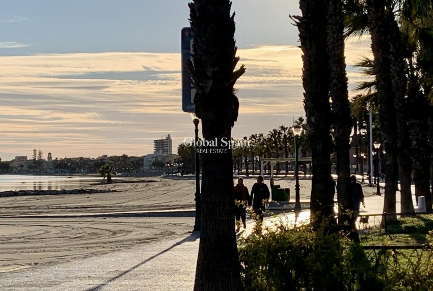 Neubau - Villa -
LOS ALCÁZARES