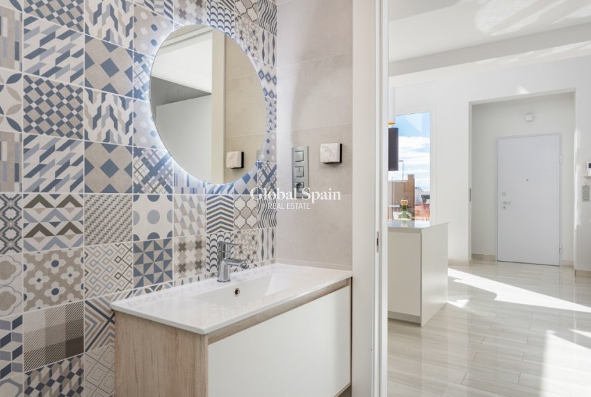 Neubau - Villa -
LOS MONTESINOS - La Herada