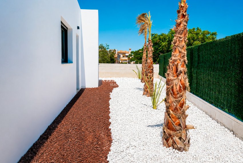 Neubau - VILLA -
LOS MONTESINOS