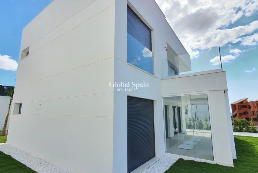 Neubau - VILLA -
MANILVA - La Duquesa